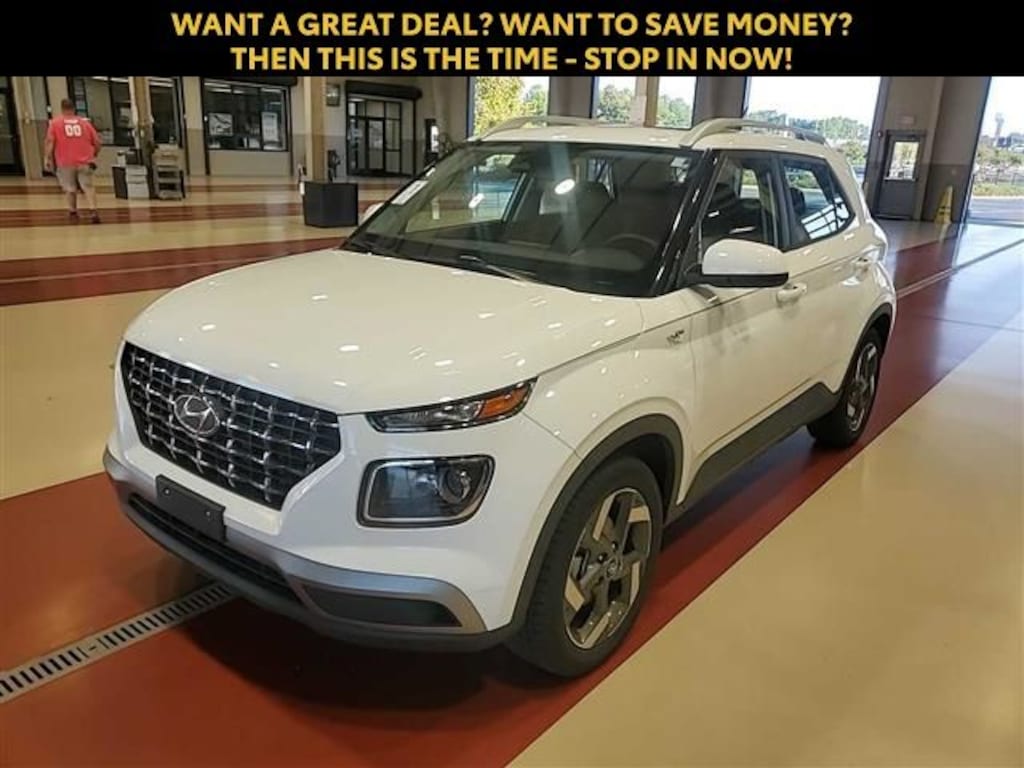 Used 2025 Hyundai Venue SEL SUV