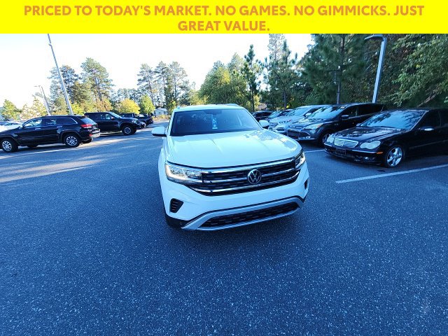 Used 2022 Volkswagen Atlas Cross Sport 3.6L V6 SE w/Technology SUV