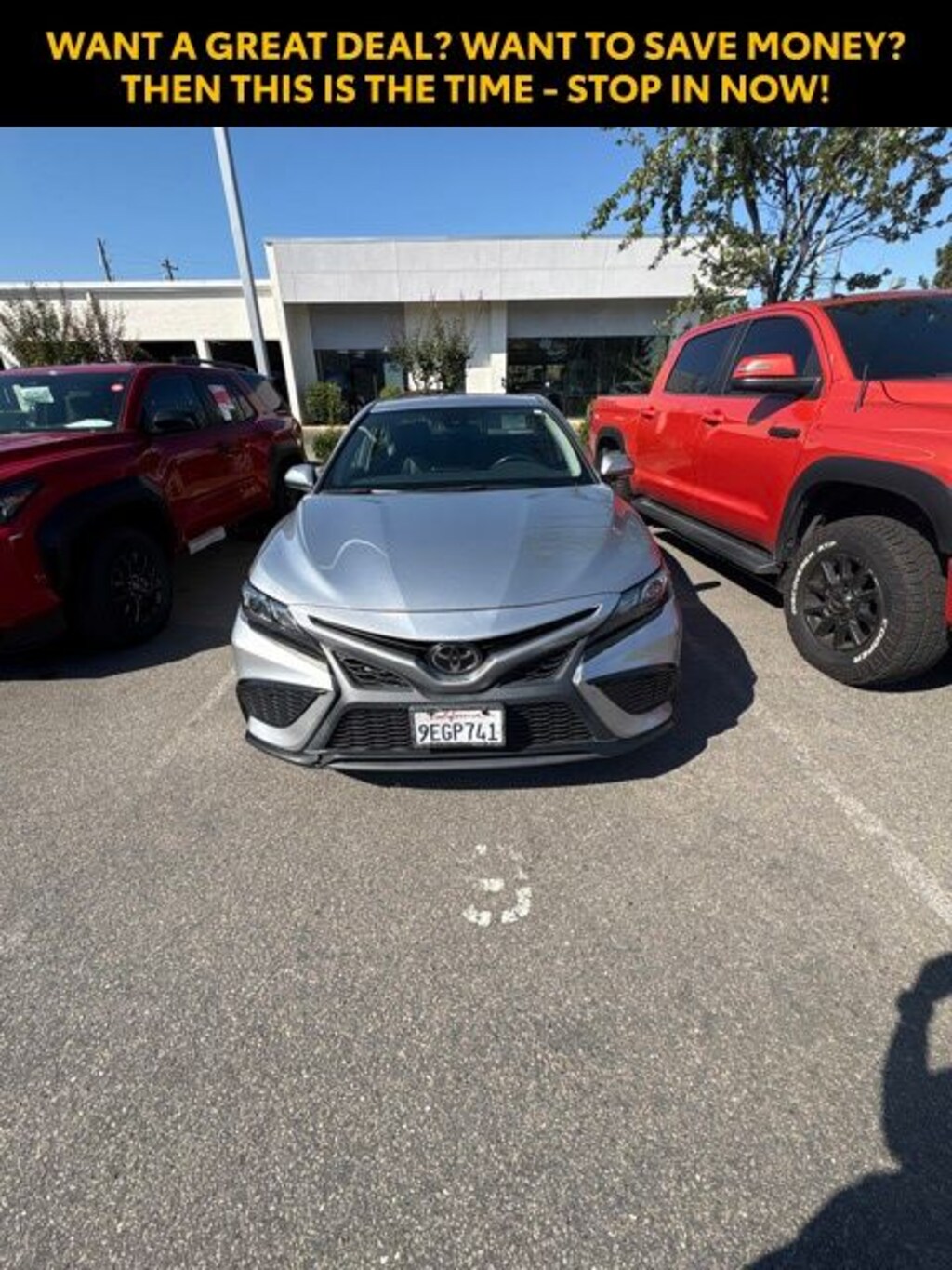 Used 2023 Toyota Camry SE Sedan