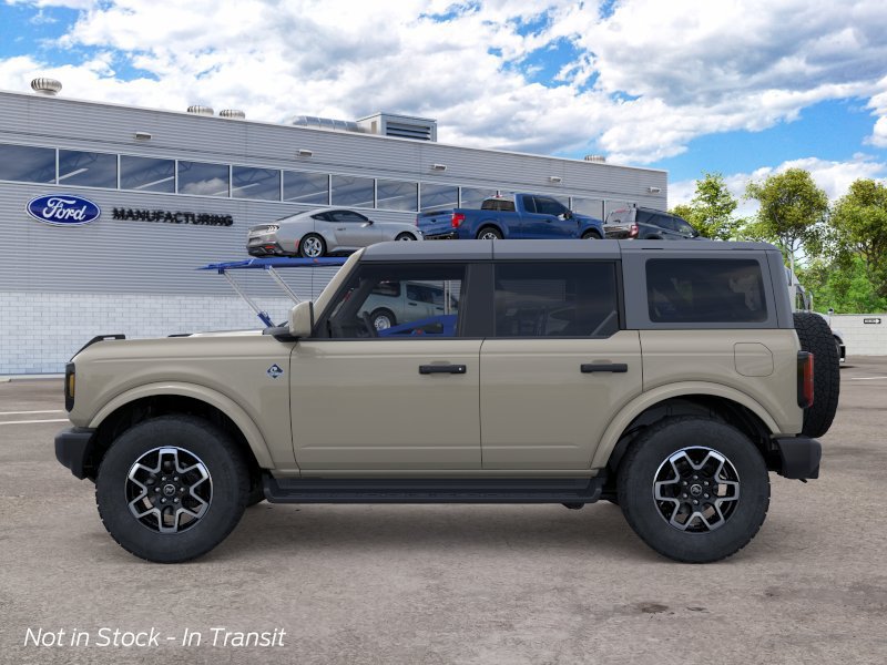 New 2026 Ford Bronco Outer Banks SUV