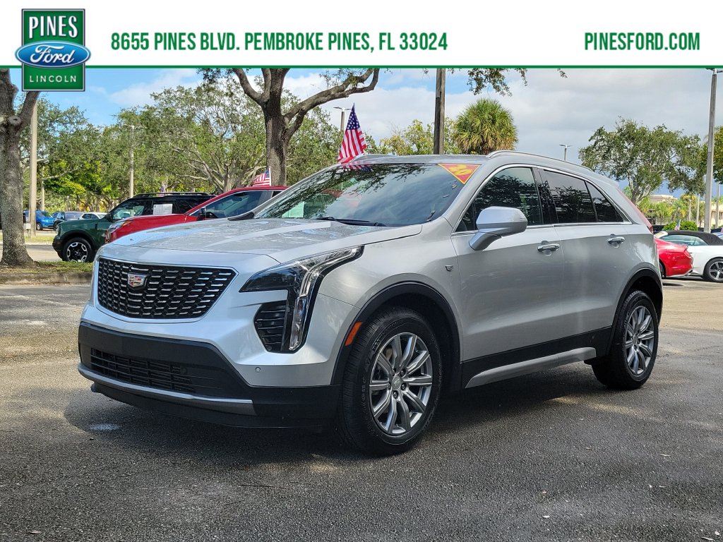2020 Cadillac XT4 Premium Luxury
