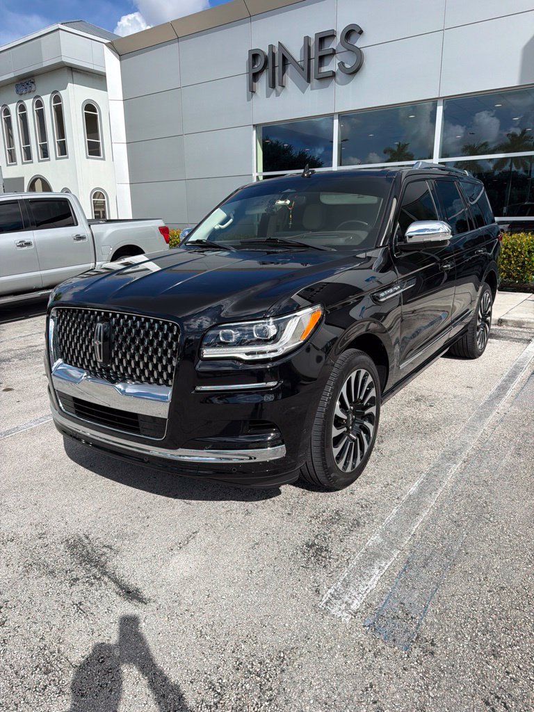 2024 Lincoln Navigator