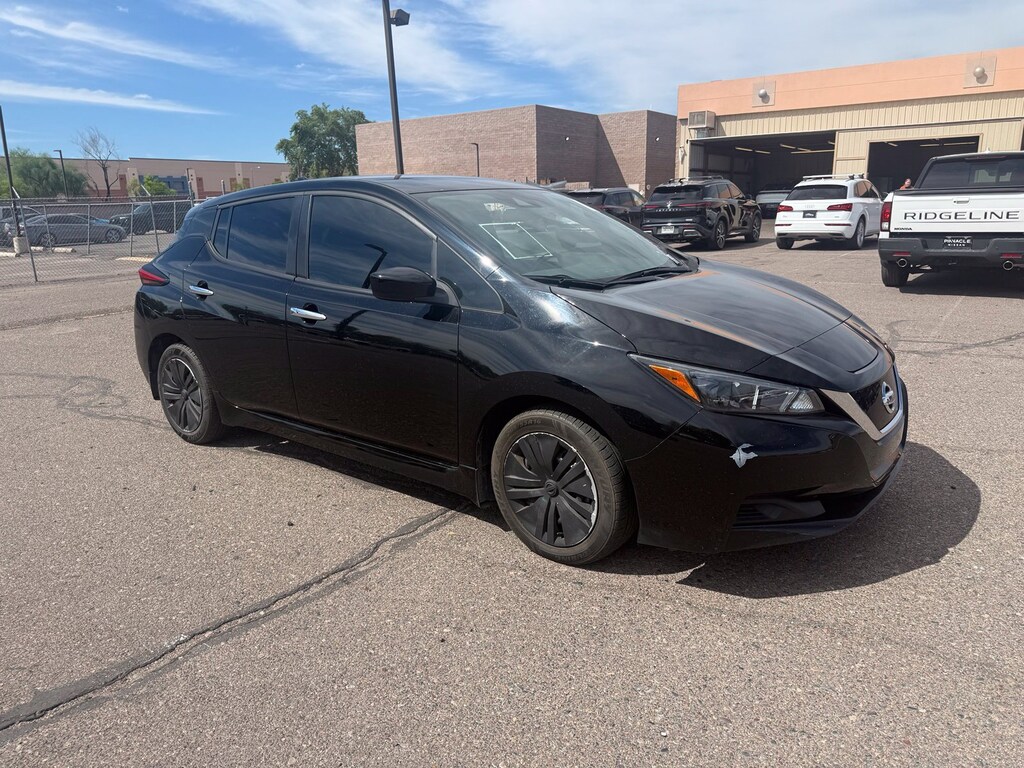 Used 2022 Nissan LEAF S Hatchback
