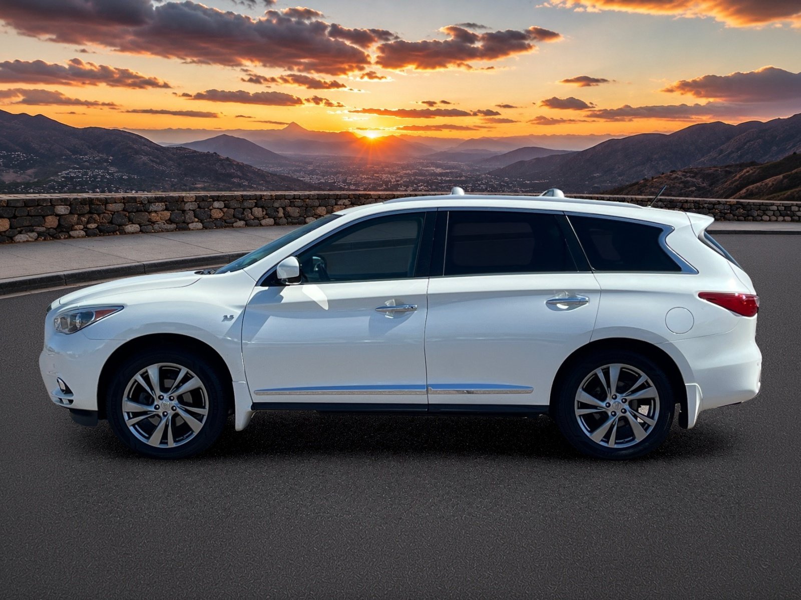 Used 2015 INFINITI QX60 3.5 SUV