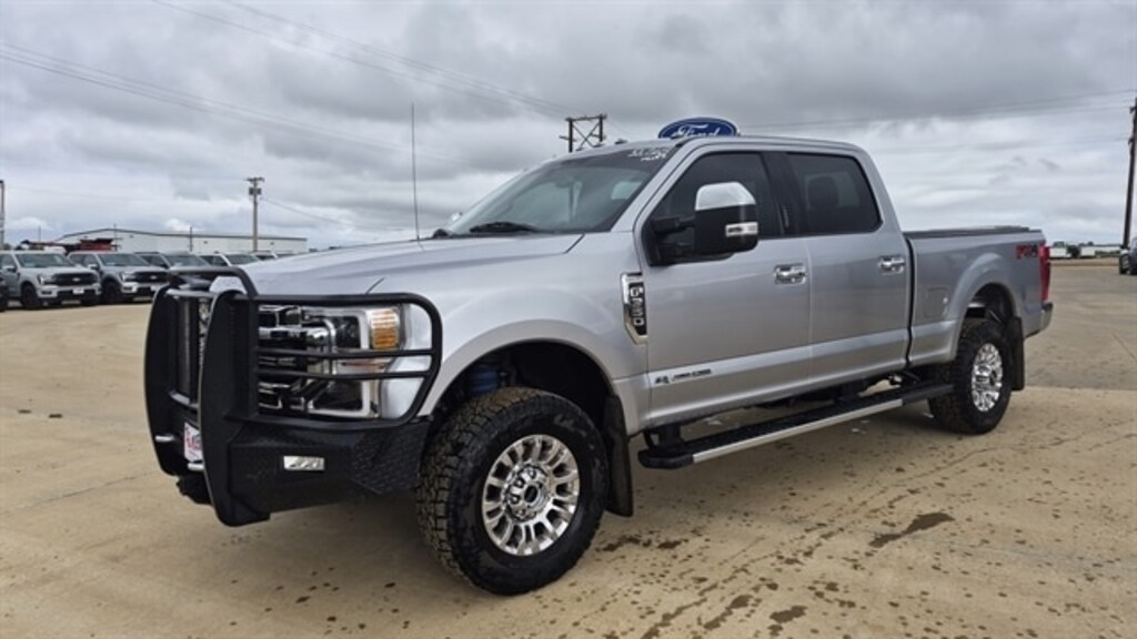Used 2022 Ford F-350 Lariat Super Duty Pickup