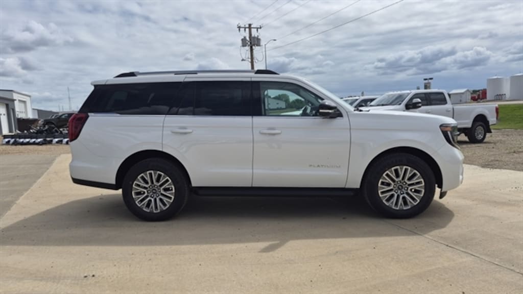 New 2026 Ford Expedition Platinum® SUV
