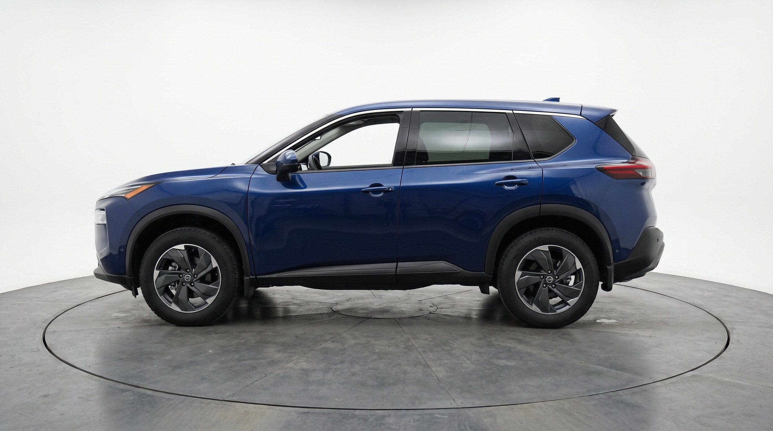 Thumbnail: 2025 Nissan Rogue - 5