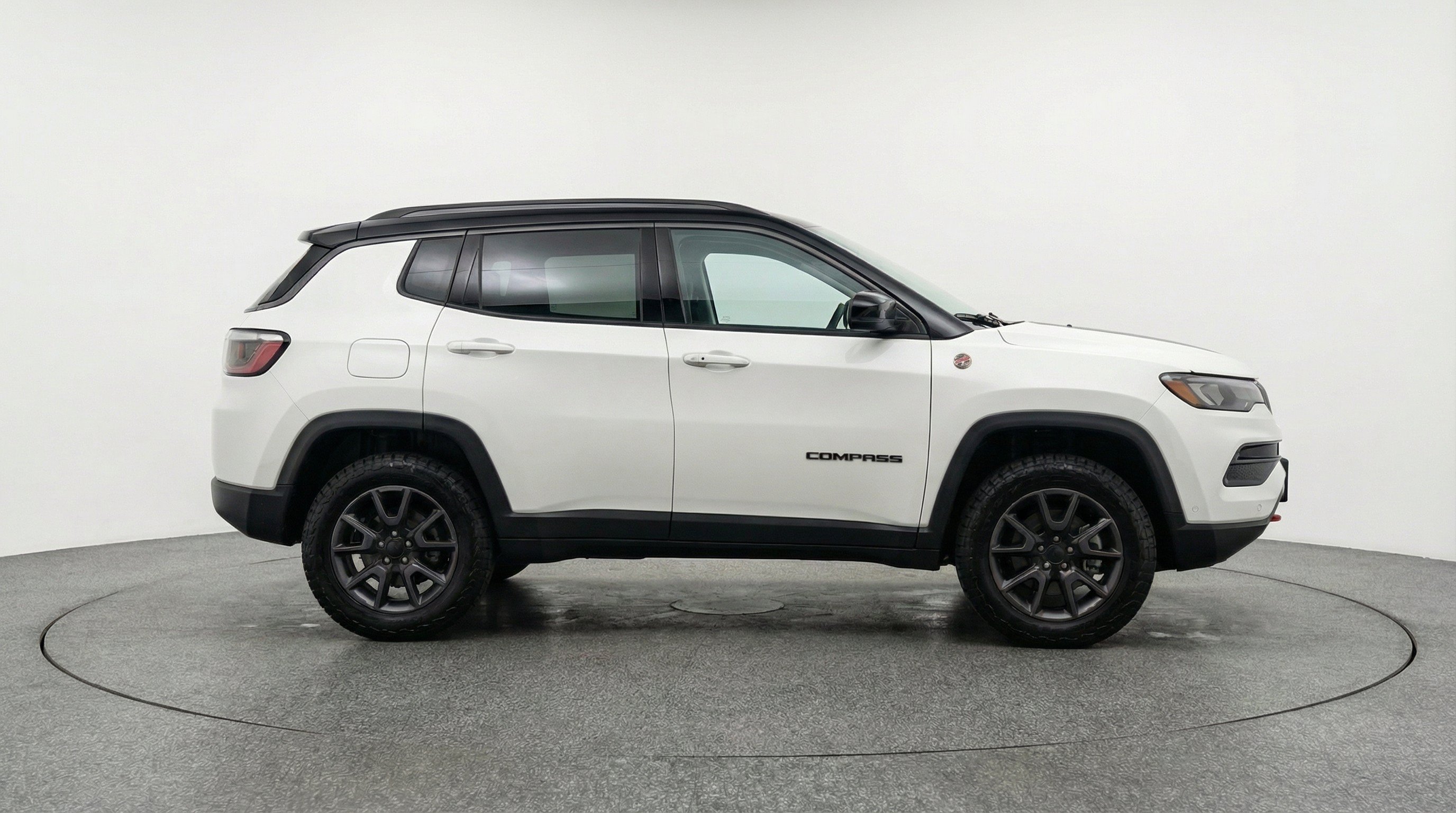 Thumbnail: 2025 Jeep Compass - 10