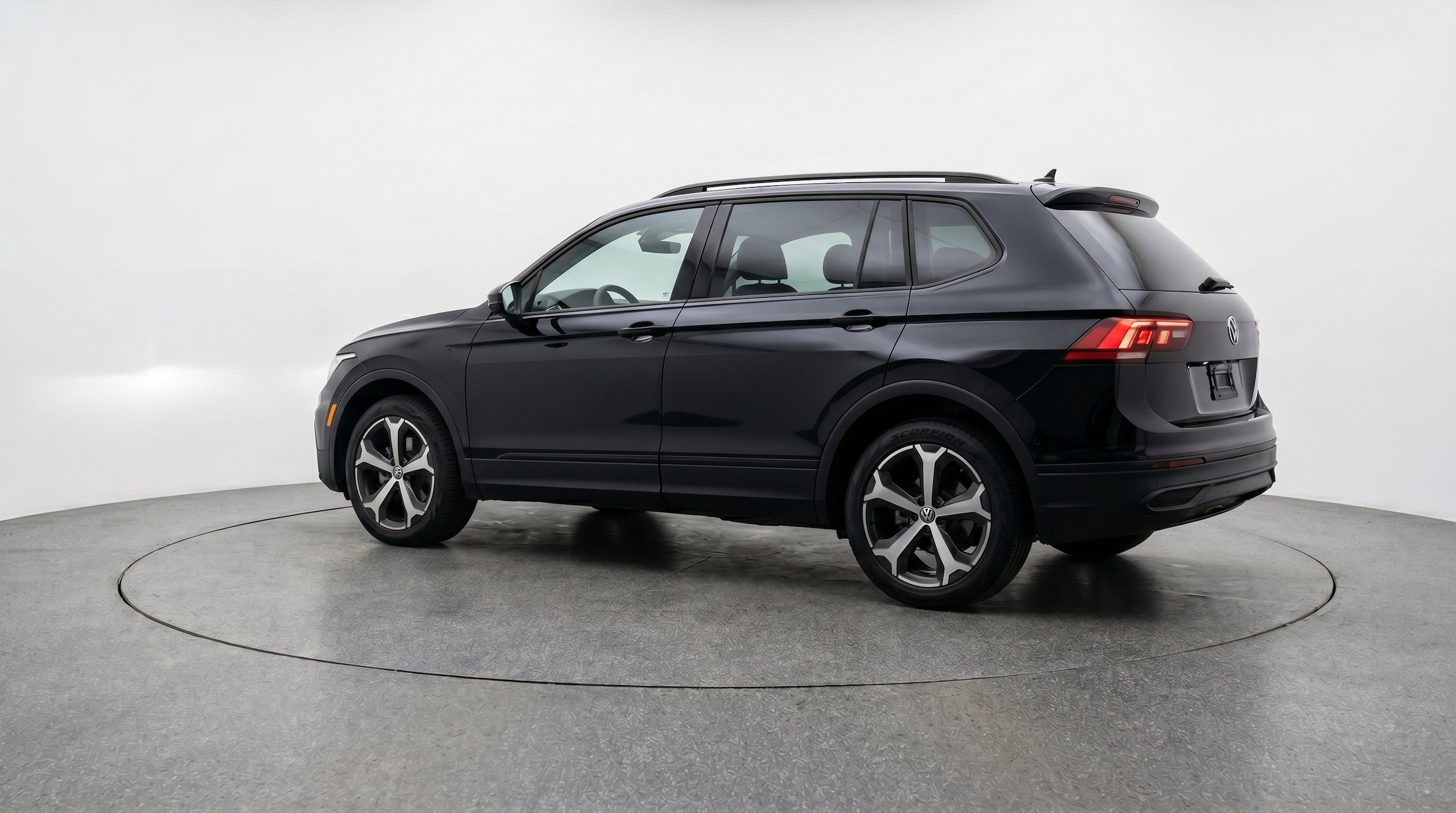 Thumbnail: 2026 Volkswagen Tiguan - 6