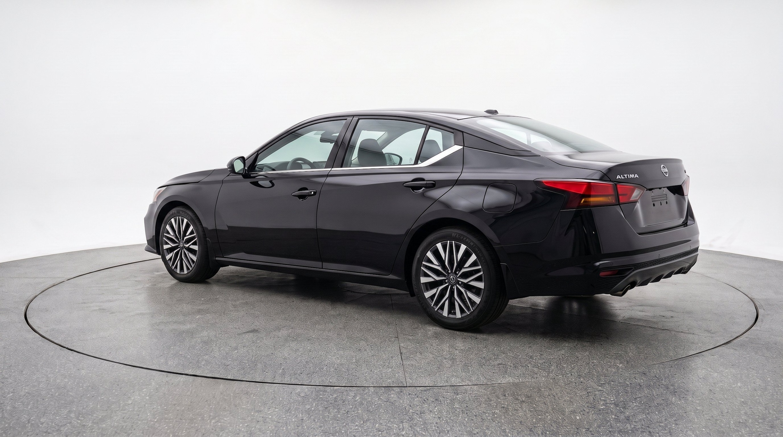 Thumbnail: 2025 Nissan Altima - 6
