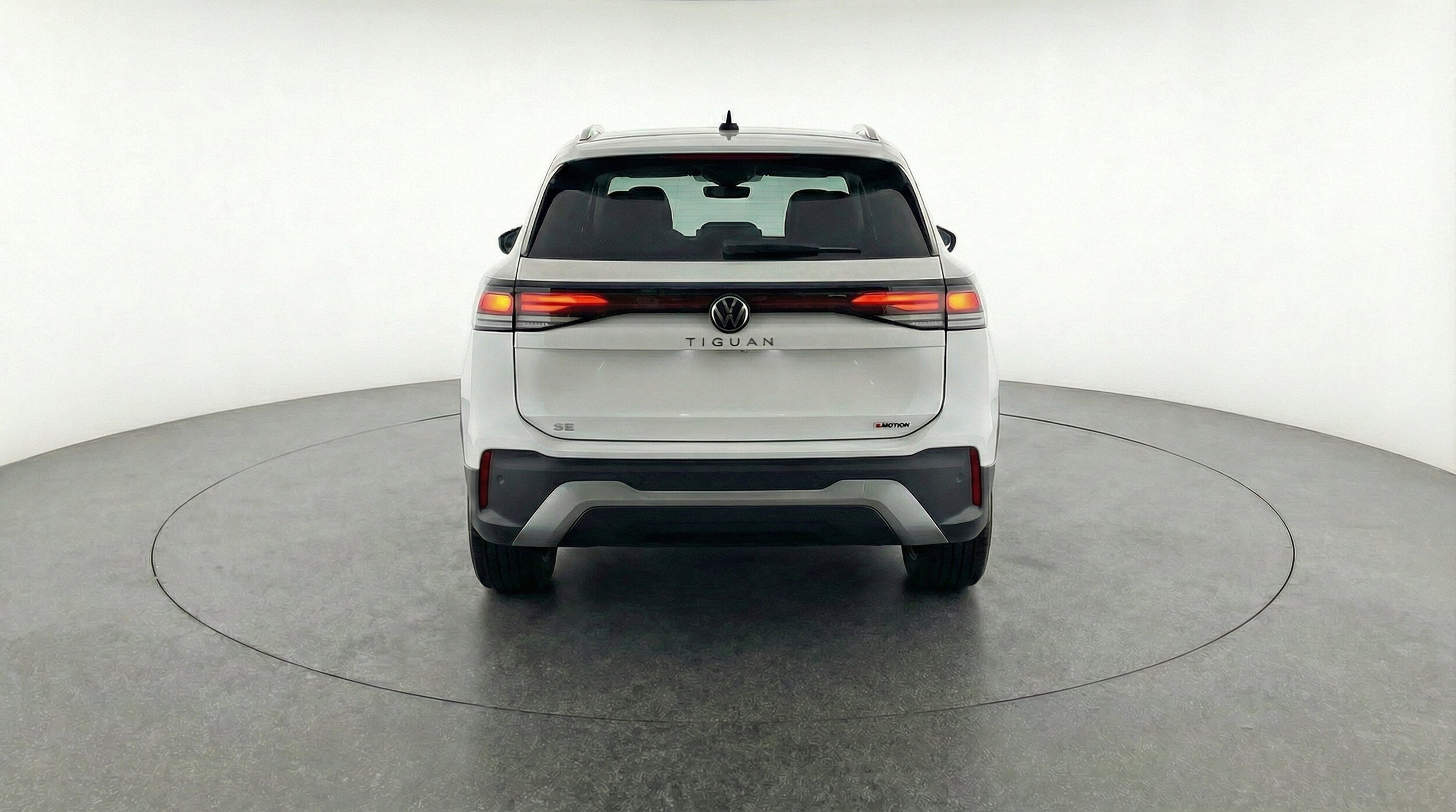 Thumbnail: 2026 Volkswagen Tiguan - 7