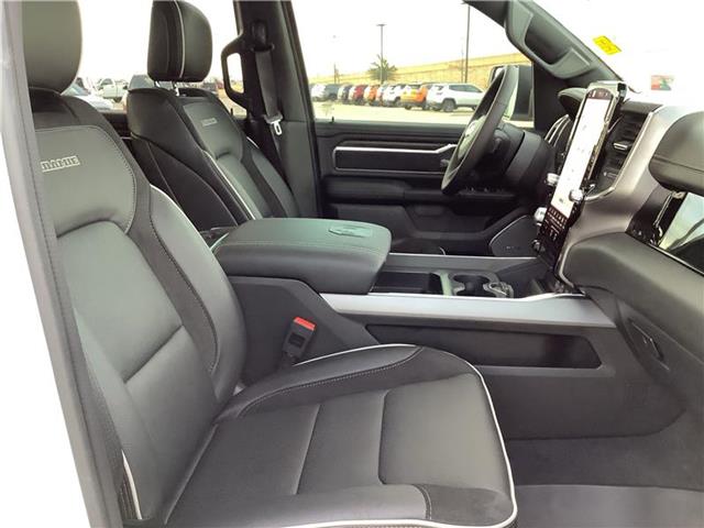 2026 RAM 1500 Laramie - Photo 24