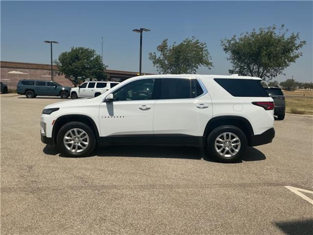 Used 2023 Chevrolet Traverse