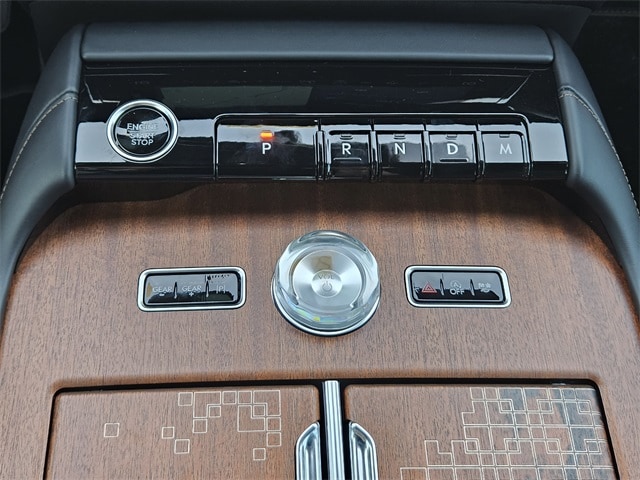 2025 Lincoln Navigator Black Label - Photo 17