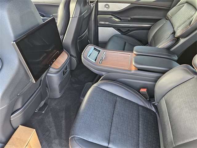2025 Lincoln Navigator Black Label - Photo 27
