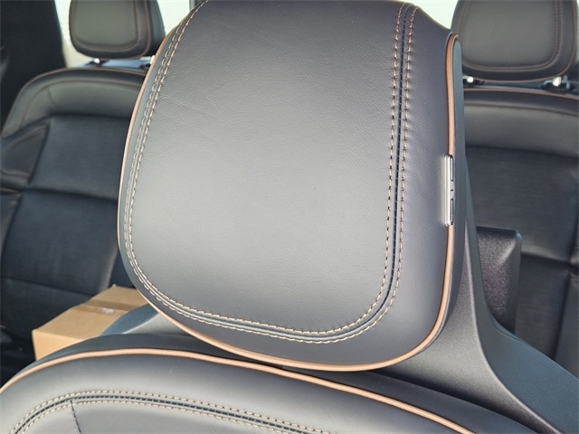 2025 Lincoln Navigator Black Label - Photo 14