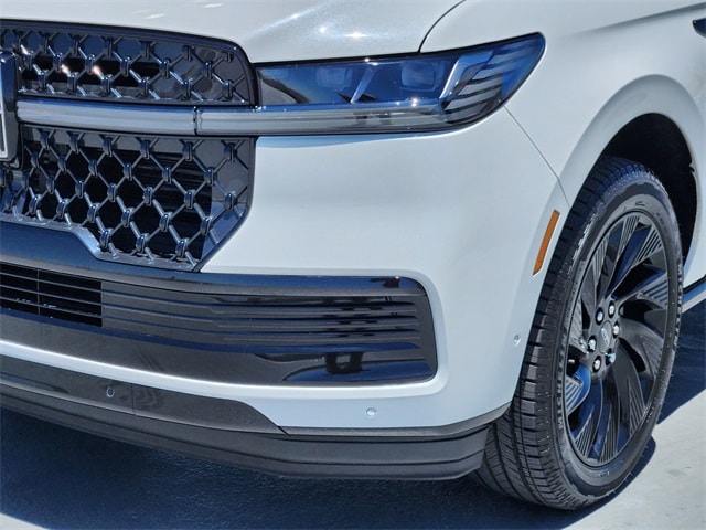 2025 Lincoln Navigator Reserve - Photo 8