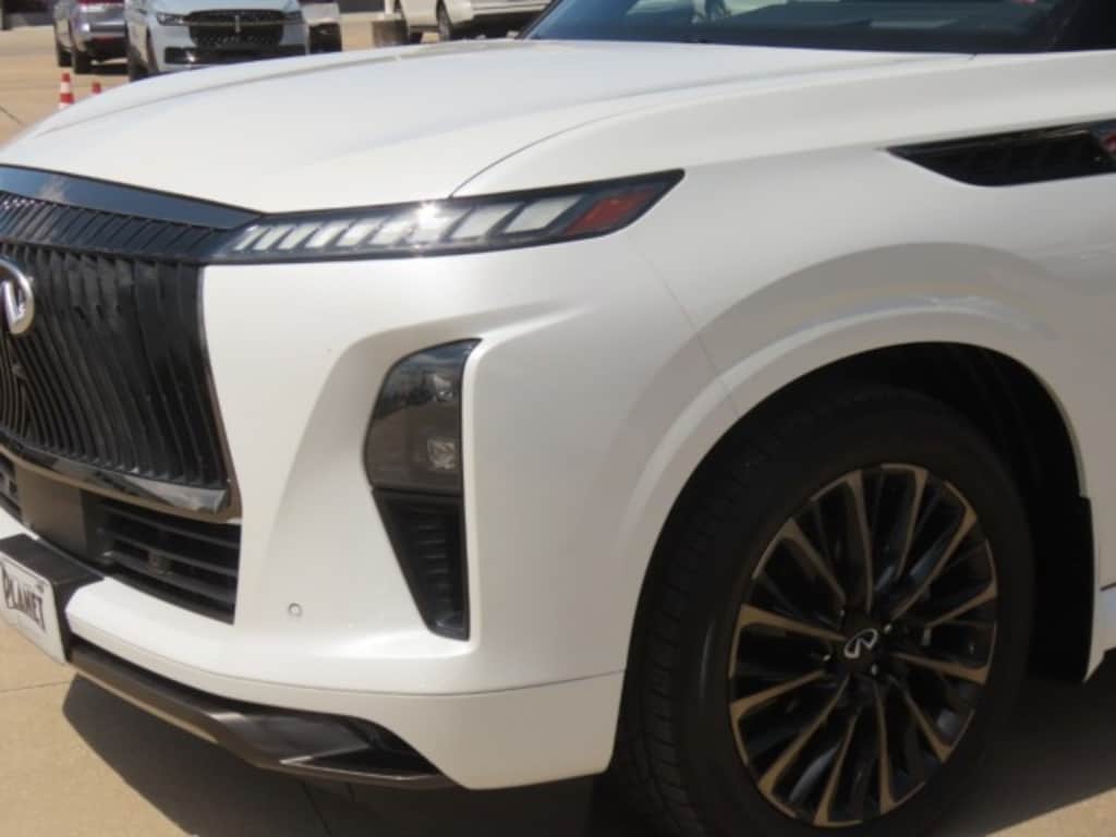 Used 2025 INFINITI QX80 Autograph AWD SUV
