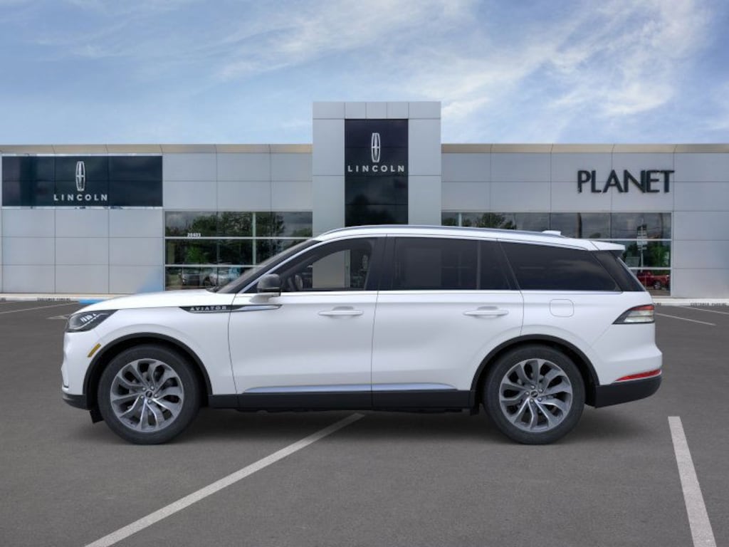 New 2026 Lincoln Aviator Reserve AWD SUV