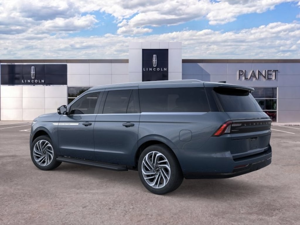 New 2026 Lincoln Navigator L Premiere 4x4 SUV
