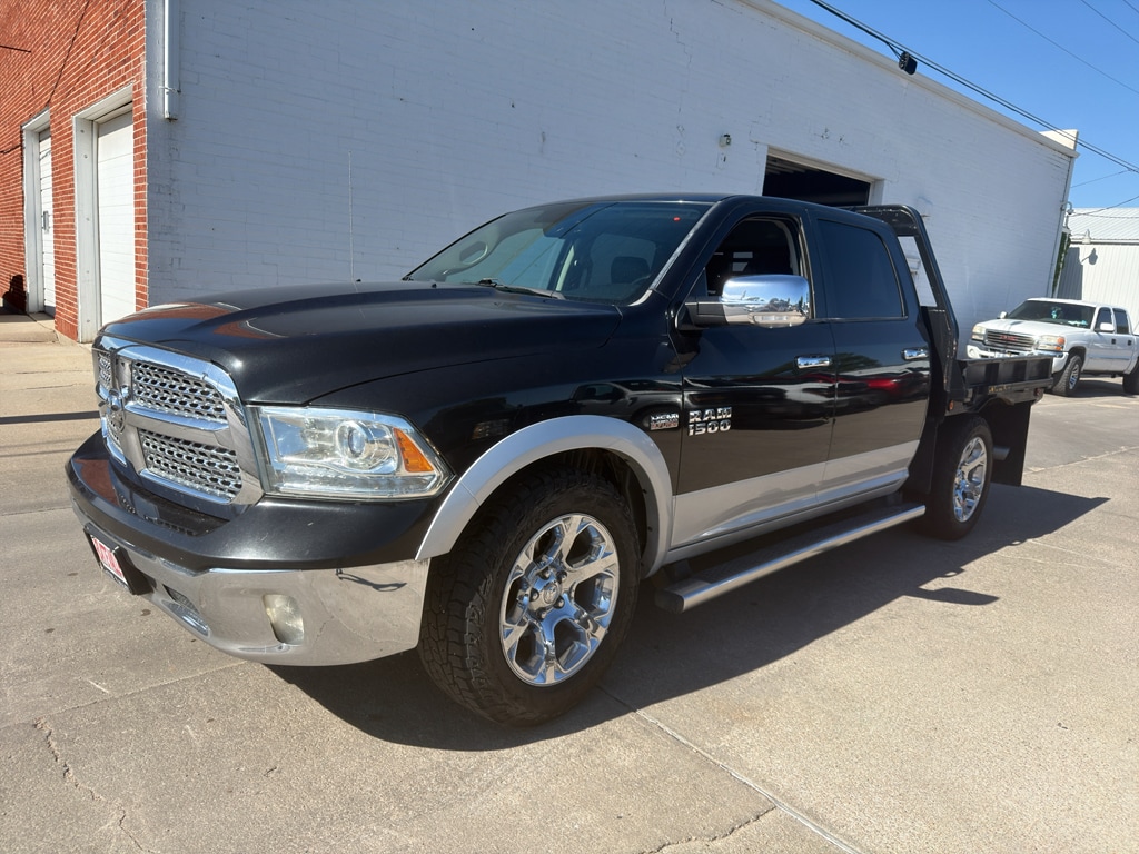 2017 RAM 1500 Pickup Laramie