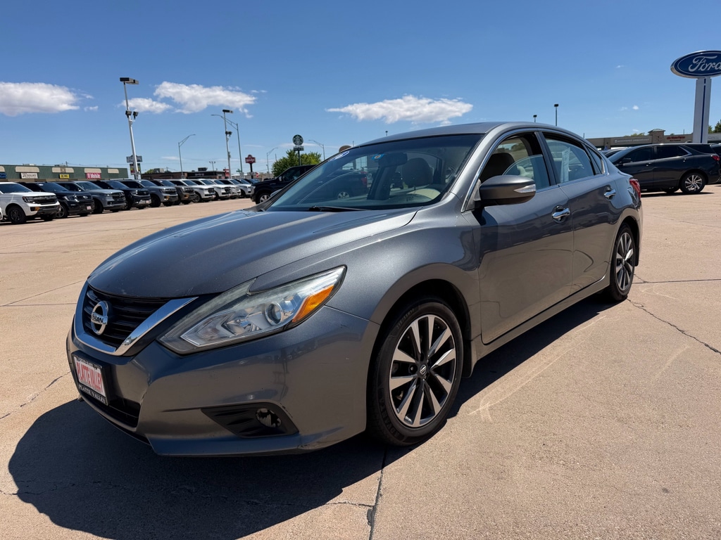 2016 Nissan Altima SV