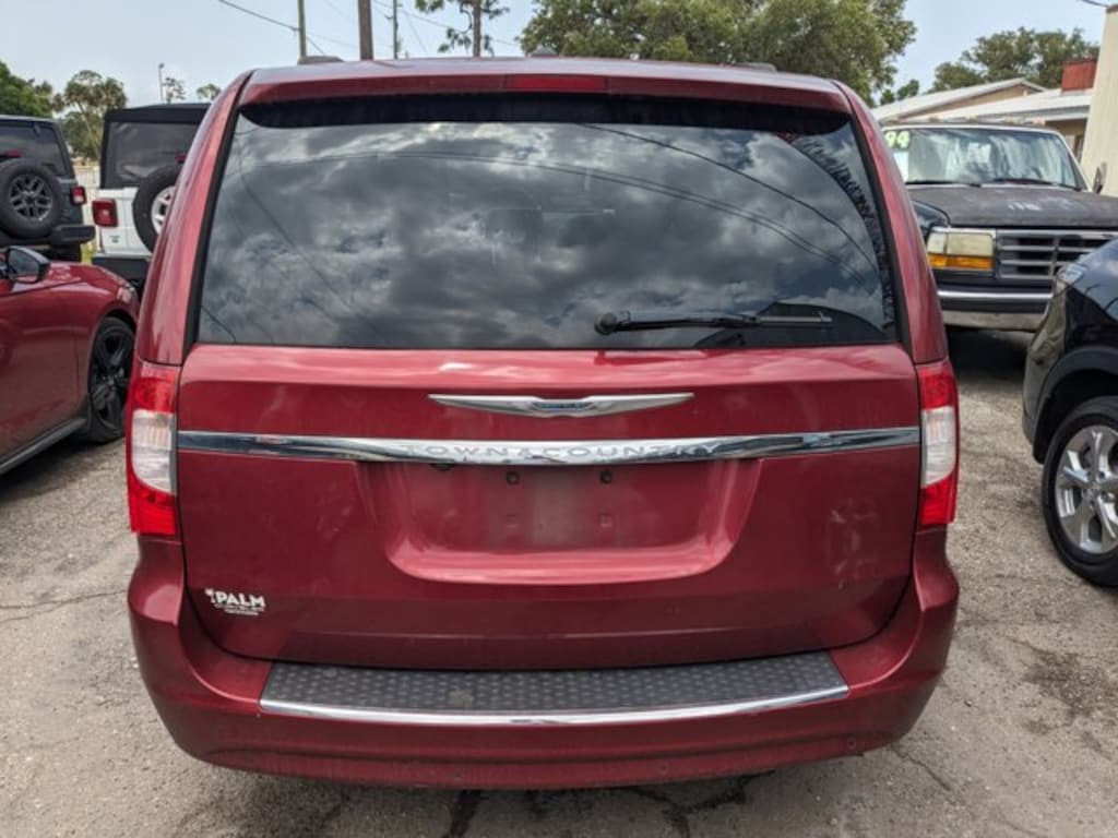Used 2012 Chrysler Town & Country Touring-L Mini-van Passenger