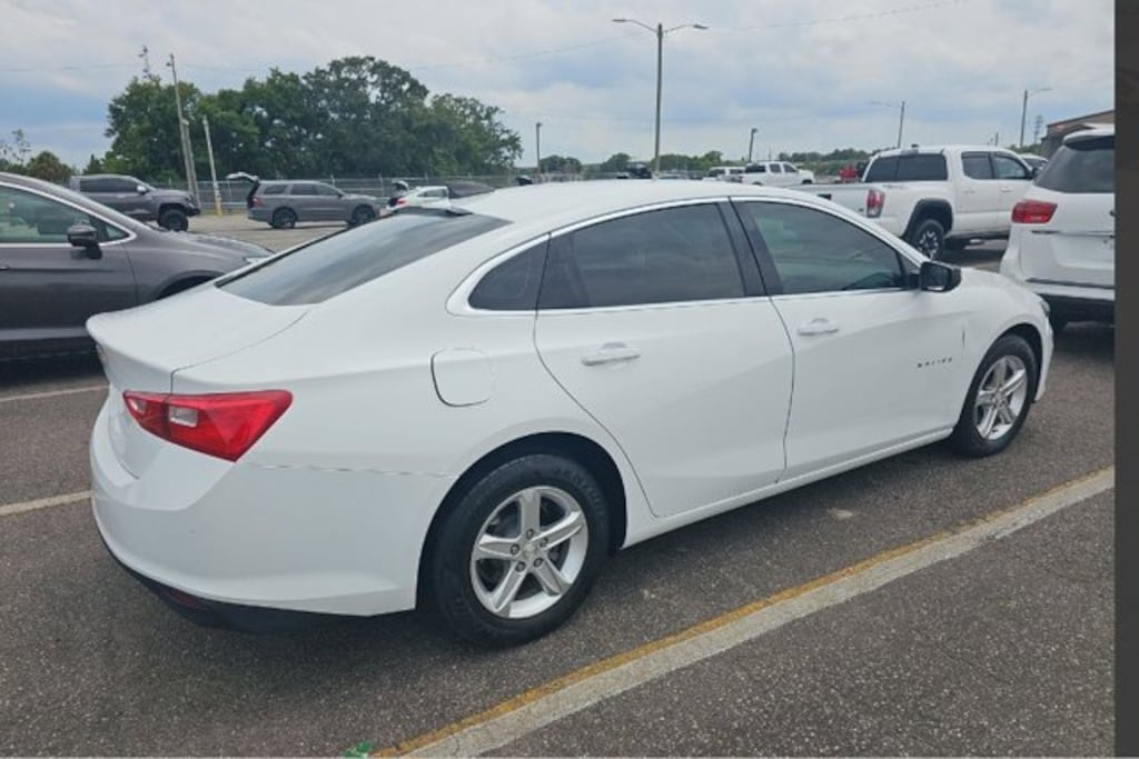 Used 2019 Chevrolet Malibu LS Car