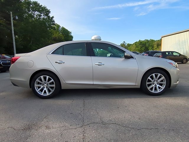 1G11E5SAXGF106688