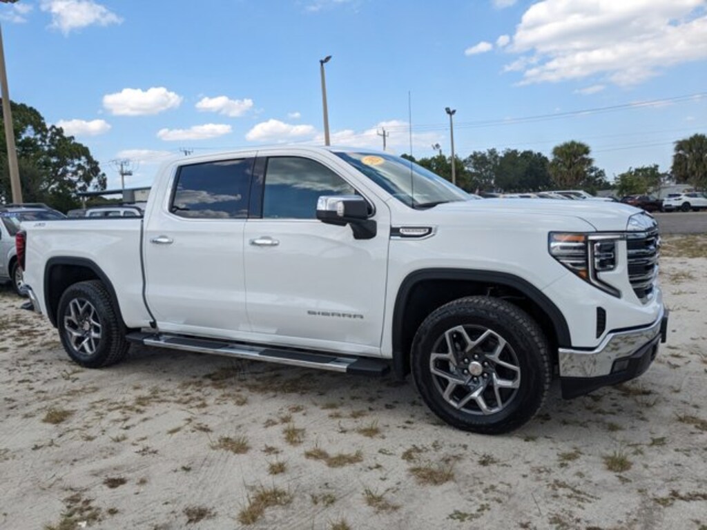 Used 2023 GMC Sierra 1500 SLT Truck Crew Cab