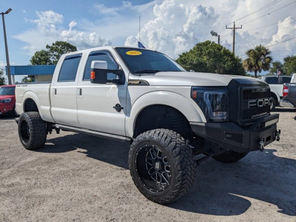 Used 2015 Ford F-250 XLT Truck Crew Cab