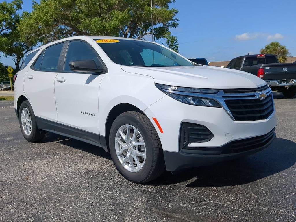 Used 2023 Chevrolet Equinox LS FWD LS w/1LS