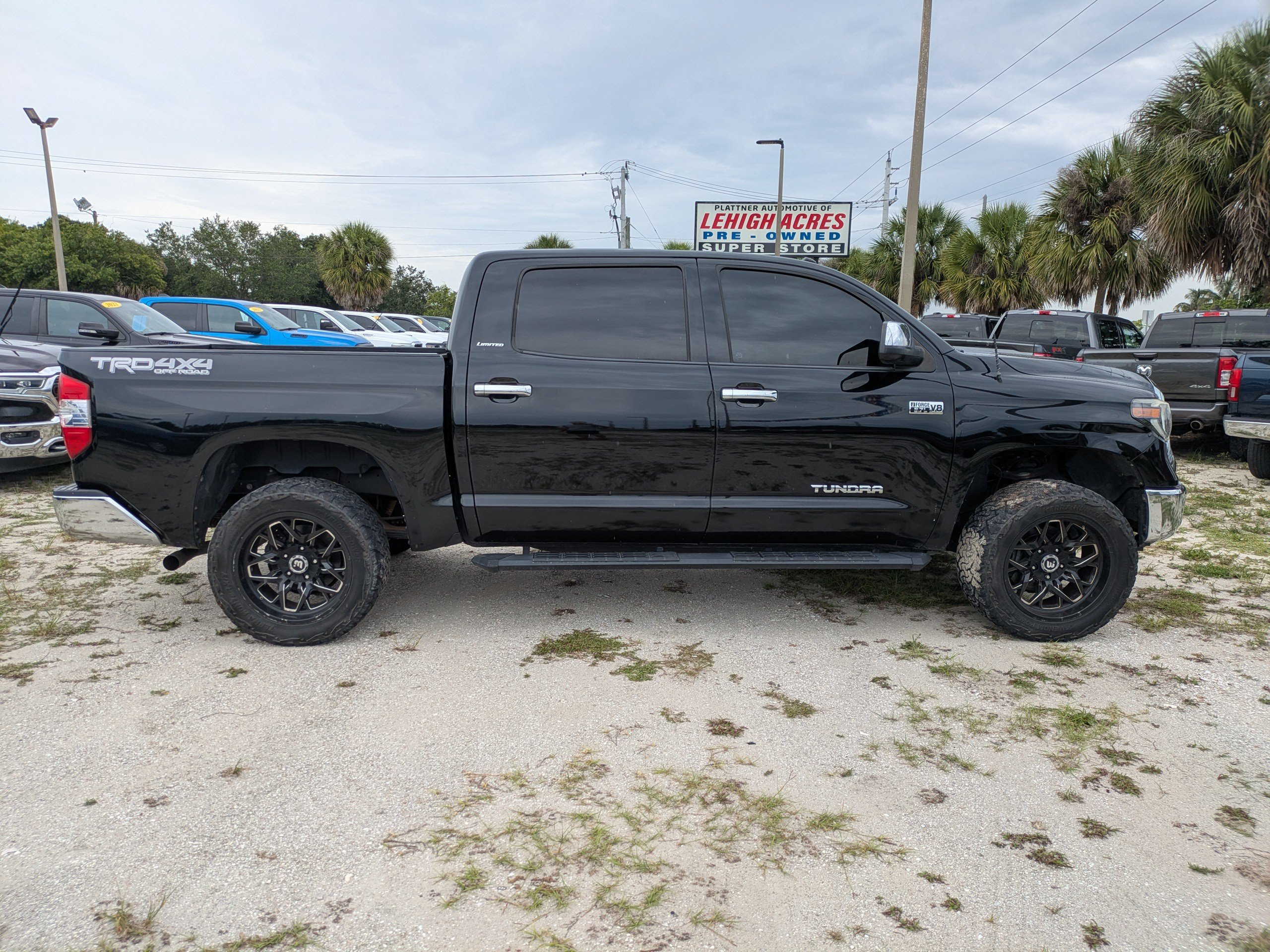 Used 2019 Toyota Tundra 4WD Limited Limited CrewMax 5.5 Bed 5.7L