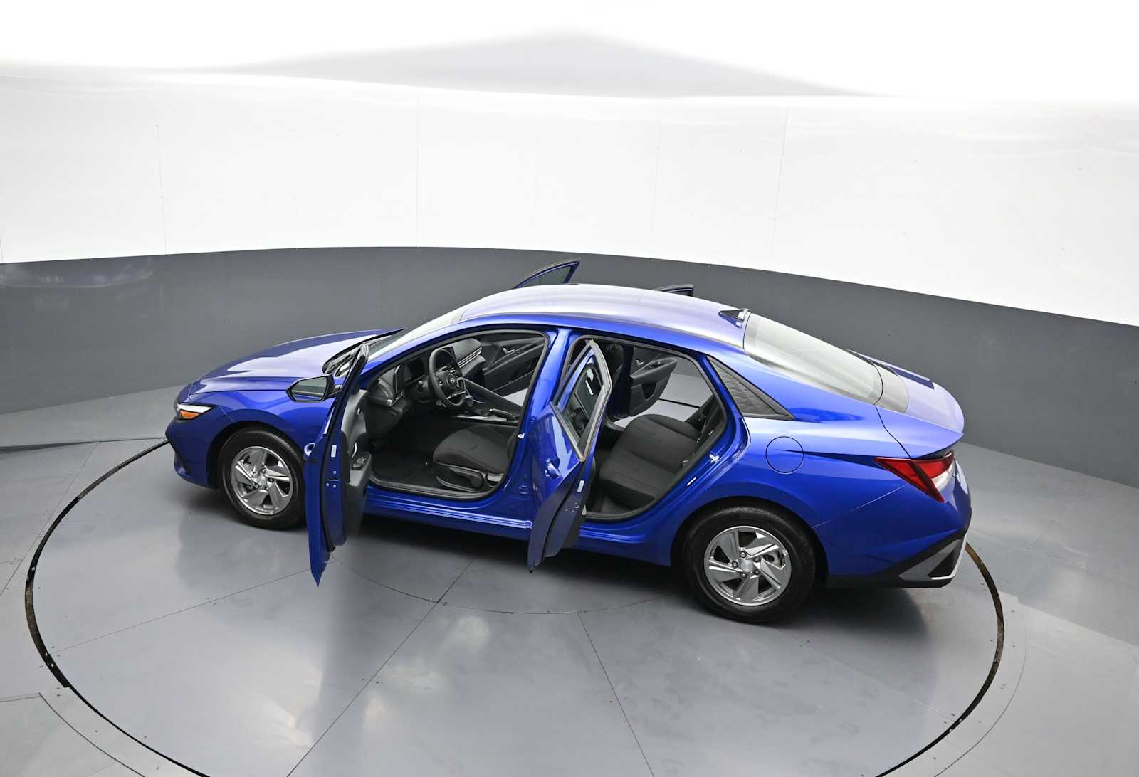2025 Hyundai Elantra SE - Photo 41