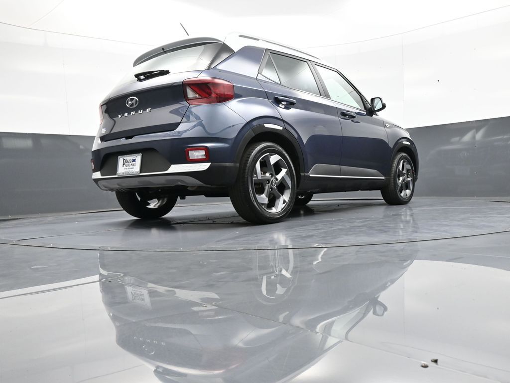 2024 Hyundai Venue Limited - Photo 27