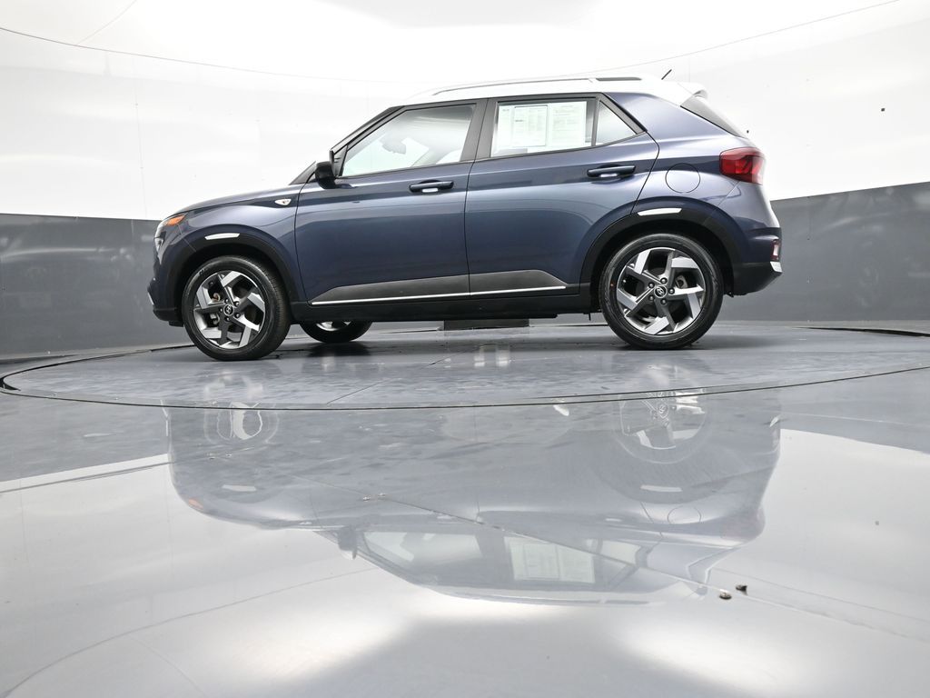 2024 Hyundai Venue Limited - Photo 30
