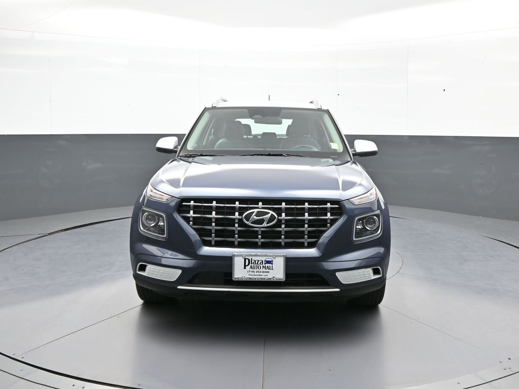 2024 Hyundai Venue Limited - Photo 1