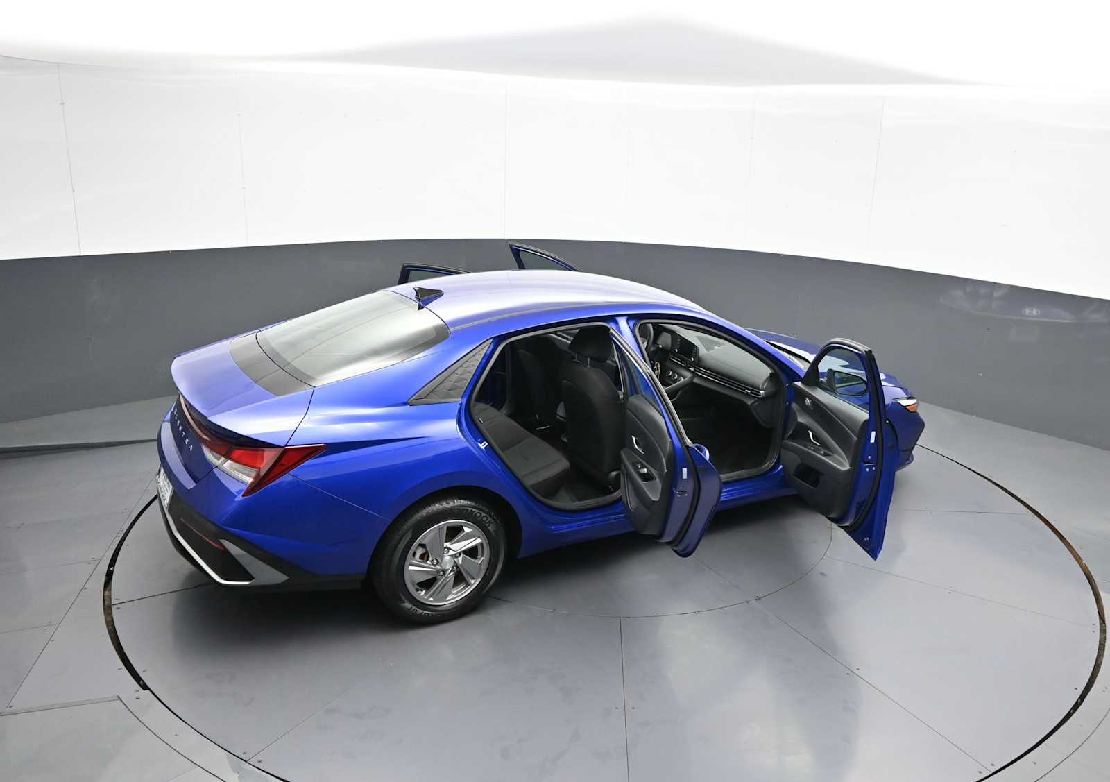 2025 Hyundai Elantra SE - Photo 42