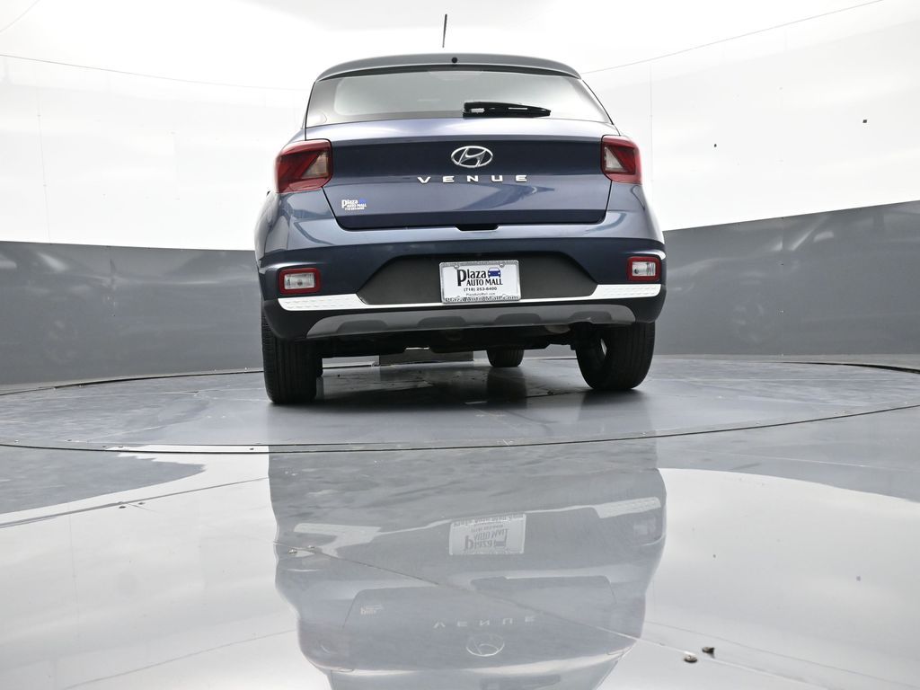 2024 Hyundai Venue Limited - Photo 28