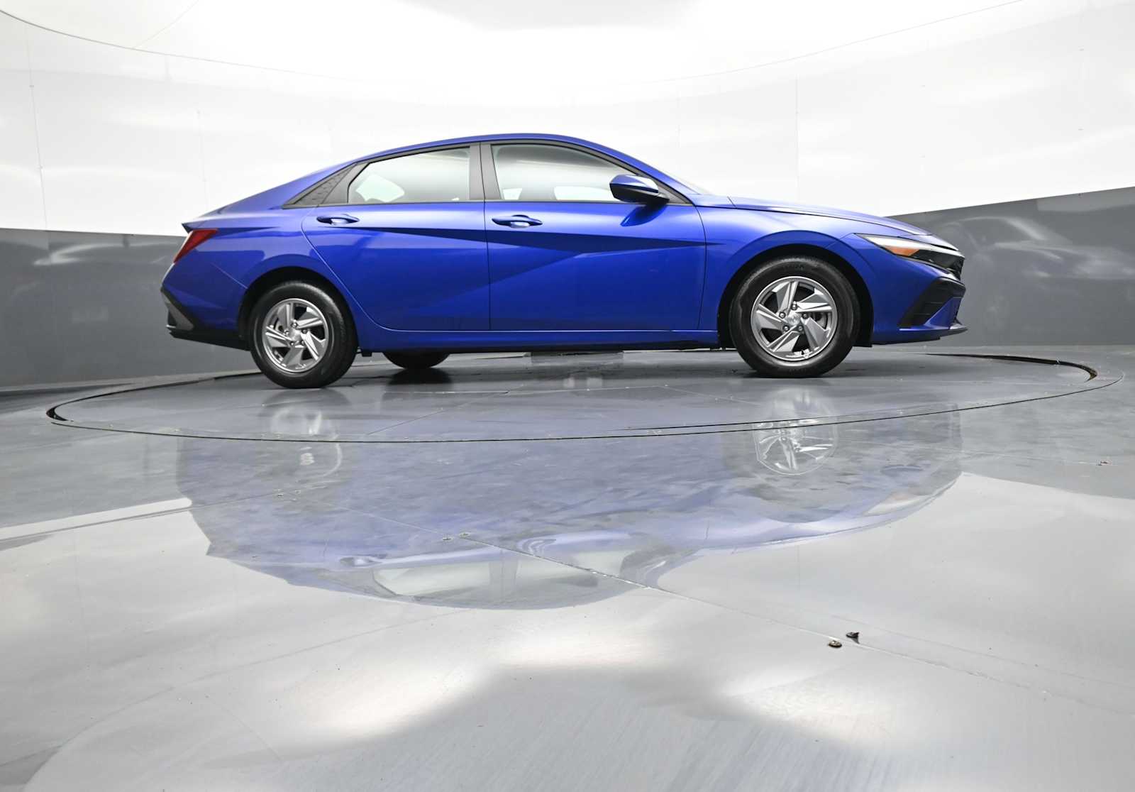 2025 Hyundai Elantra SE - Photo 26