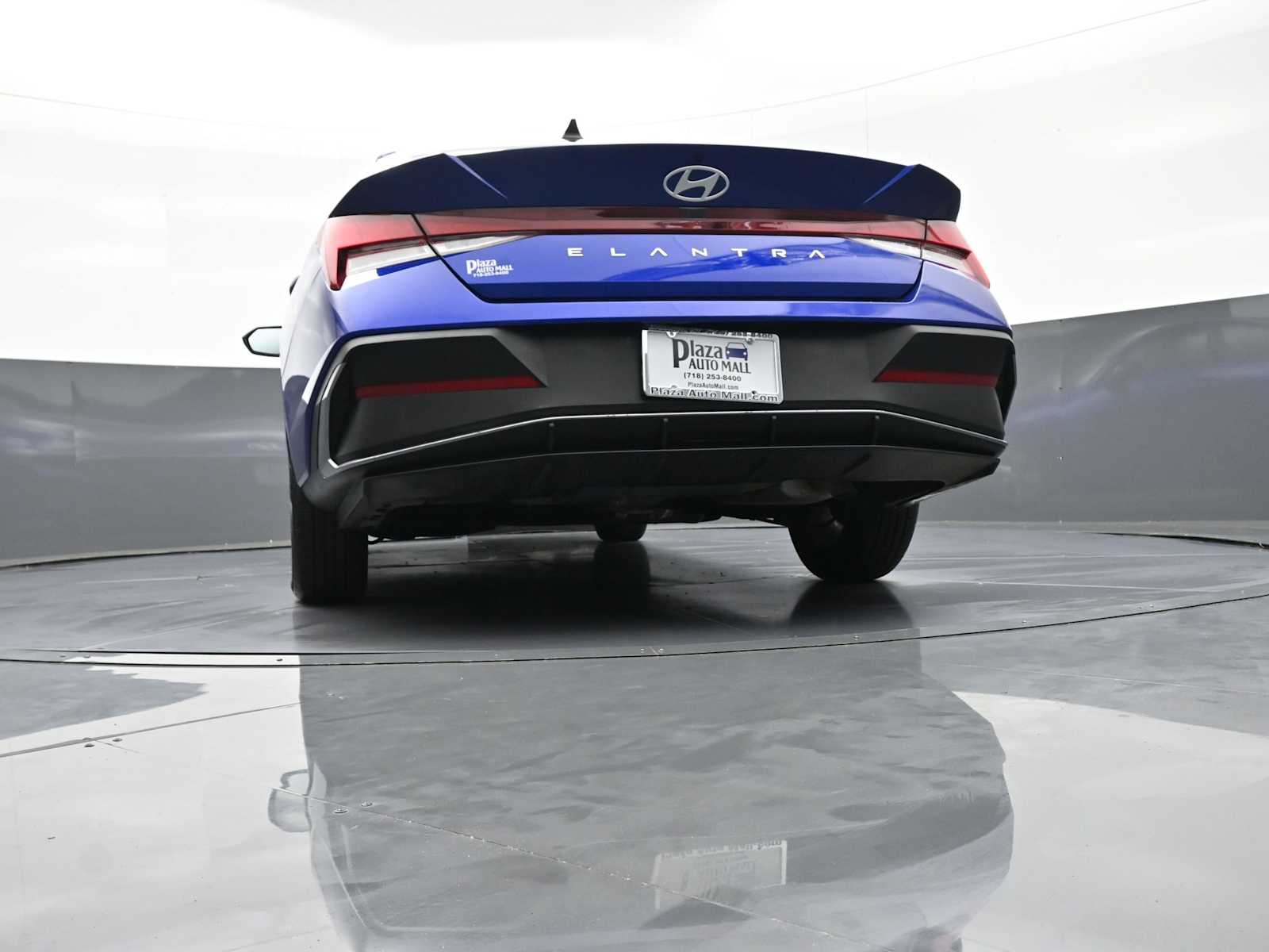 2025 Hyundai Elantra SE - Photo 28