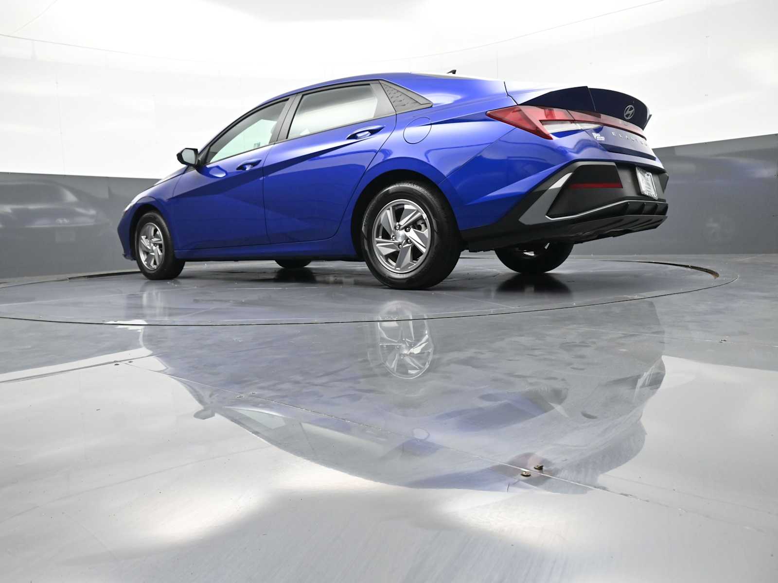 2025 Hyundai Elantra SE - Photo 29