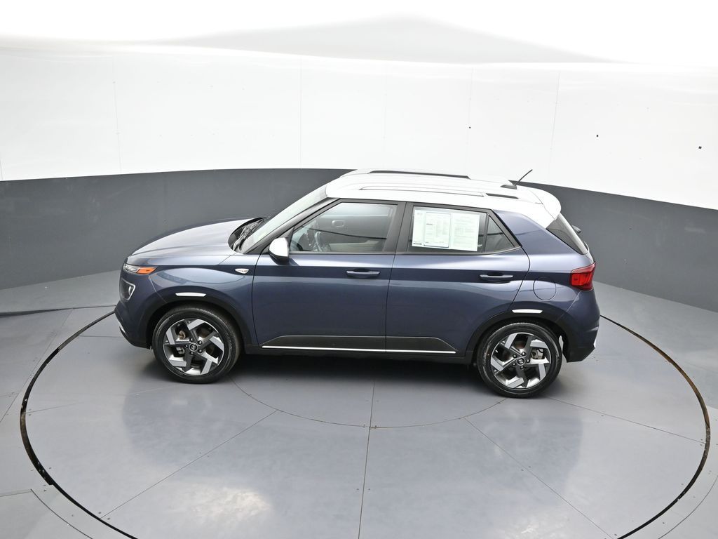 2024 Hyundai Venue Limited - Photo 38