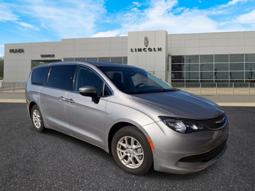 2017 Chrysler Pacifica Touring