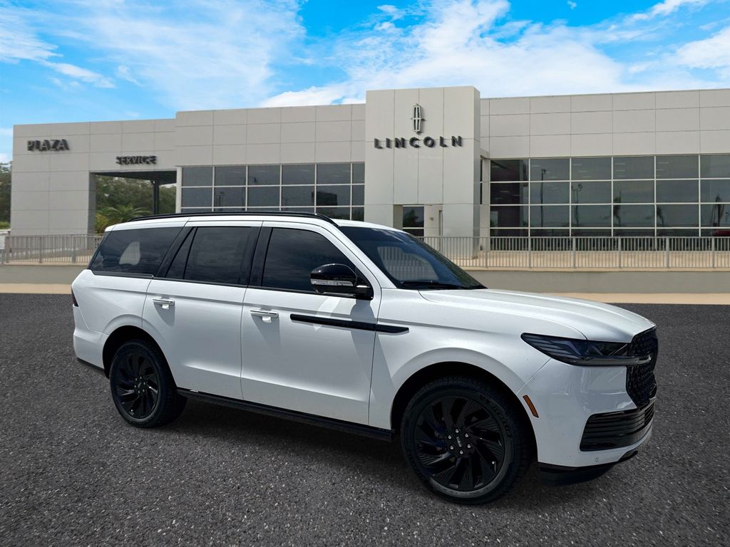 2027 Lincoln Navigator