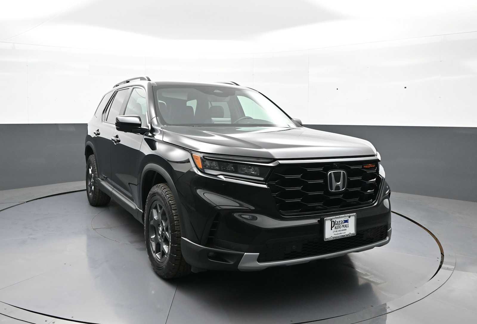 Used 2024 Honda Pilot TrailSport AWD