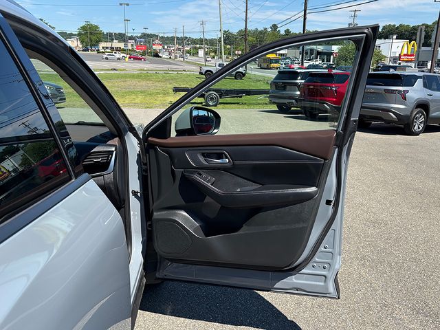2023 Nissan Rogue SL - Photo 46