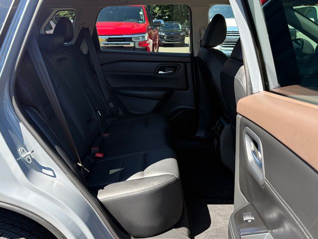 2023 Nissan Rogue SL - Photo 45
