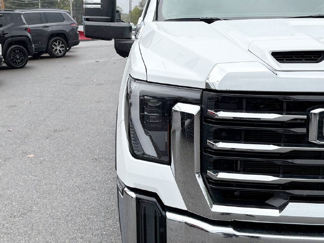 2024 GMC Sierra 2500HD SLE - Photo 11