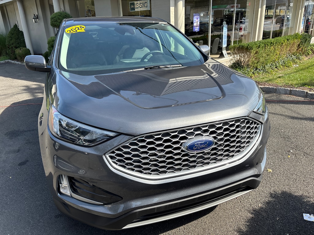 Used 2024 Ford Edge SEL SUV